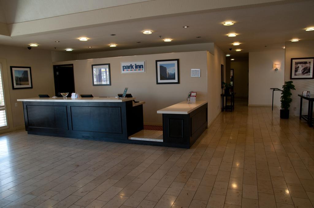 The Hotel Fresno Esterno foto