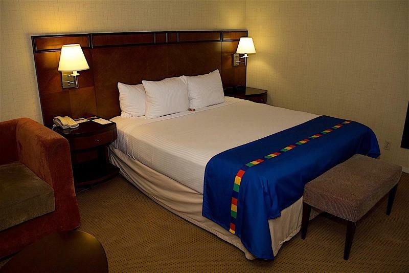 The Hotel Fresno Esterno foto