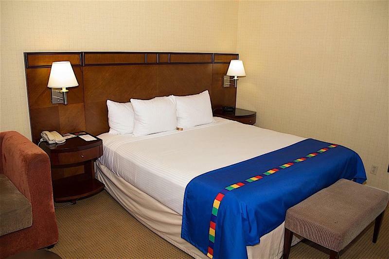 The Hotel Fresno Esterno foto