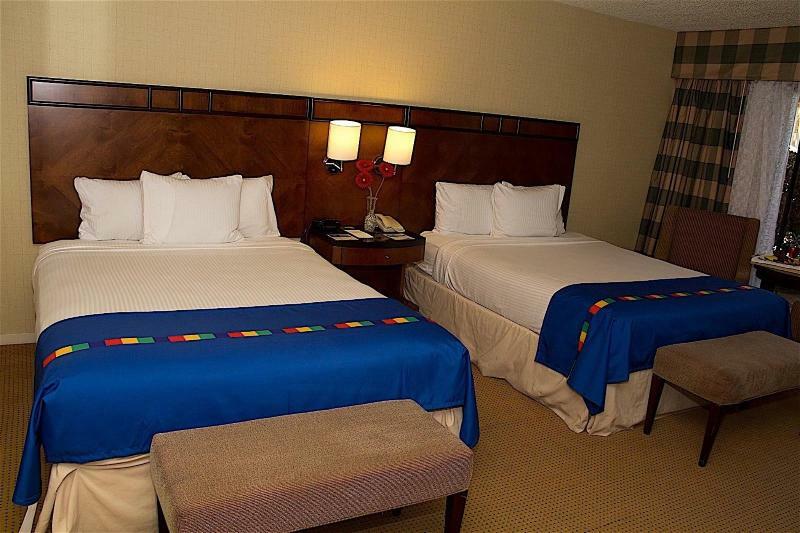 The Hotel Fresno Esterno foto